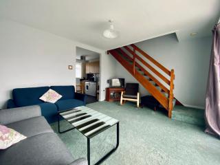 Charming Spacious 3-bedroom Beach Holiday House, Norfolk - Hemsby - 0