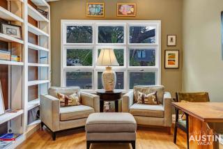 Fun For the Whole Family - Easy Access to Downtown - Austin - 2