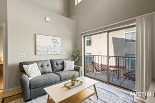 Cute and Comfy Apartment by The University of Texas - Austin - 6