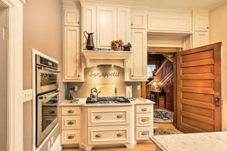 Dog-Friendly Home with Balcony and Yard in Surgeon Bay - 4