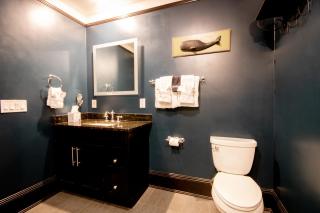 Hemingway House Bed and Breakfast - 7