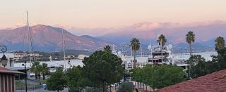Superbe T2 avec balcons, Vieux Port, Hyper centre Ajaccio - Ajaccio - 4