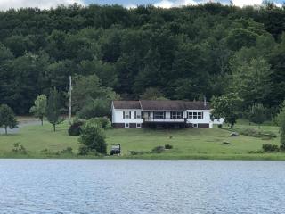 Private Lake House in Monticello - Monticello - 0