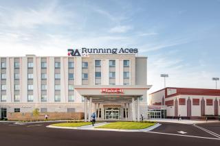 Running Aces Hotel & Casino, Trademark Collection by Wyndham - Forest Lake - 1