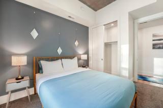 Modern Luxury High Rise 2 Bed Rooms Washer/Dryer - 2