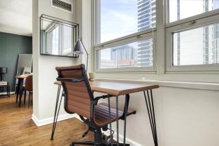 River N 1BR w Gym WD nr Magnificent Mile CHI-54 - 1