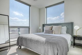 Logan Sq 2BR w Roof Gym 1 block to L CHI-480 - Chicago - 1