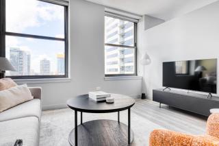 Loop 1BR w Lounge Gym Roof nr L CHI-693 - Chicago - 8