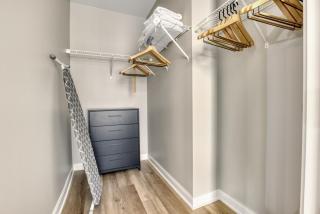 Loop 1BR w gym pool lounge 1 block from L CHI-700 - Chicago - 1