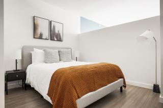 S Loop 1BR w Pool Gym Spa nr Grant Park CHI-741 - Chicago - 3