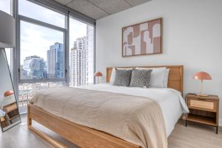 River North 1br w gym pool roof nr Riverwalk CHI-821 - 2