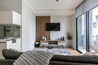 Basia @Ellipse Waterfall - 6