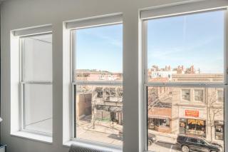 Elmhurst 1br w lounge pool gym nr Metra CHI-860 - 7