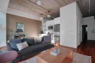 River North 1br w gym lounge roof nr Riverwalk CHI-891 - Chicago - 8