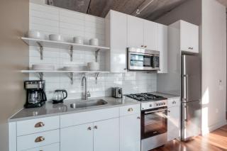 River North 1br w gym lounge roof nr Riverwalk CHI-891 - Chicago - 5