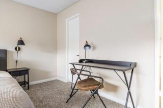 Glendale 1BR w Pool Gym walkable location LAX-424 - 1