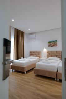 Vila Jon'a - Sarandë - 1
