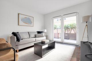 Bellevue 1BR w Gym Coffee Bar nr shopping SEA-293 - 0