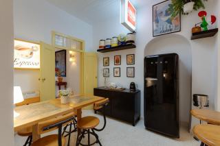 Your Vintage Townhouse - Lagos - 8