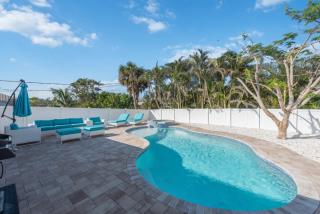 Close to Vanderbilt Beach home! - Naples - 4
