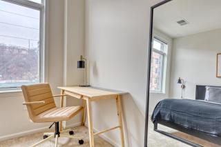 Hoboken 2BR w Gym Pool Lounge nr waterfront NYC-726 - Hoboken - 1