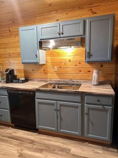 La JoEllen at Blackwater Getaway - - 3