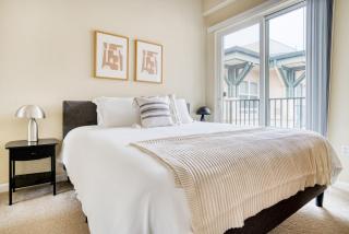 San Bruno 1BR w Pool Gym WD nr trains shops SFO-583 - San Bruno - 3