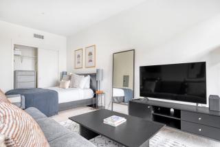 Santana Row Studio w Pool Gym 10 min to Google SFO-815 - San Jose - 0