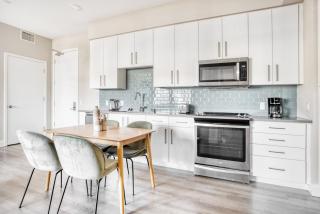 San Carlos 2BR w Gym Pool BBQ nr Caltrain SFO-910 - San Carlos - 3