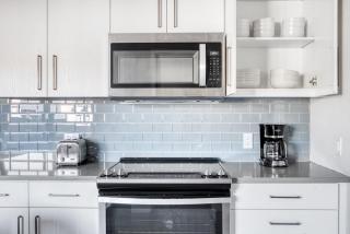 San Carlos 2BR w Gym Pool BBQ nr Caltrain SFO-910 - San Carlos - 2