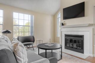 Foster City 2BR w Gym 2 Pools WD nr VISA SFO-971 - Foster City - 0