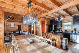 5BR Modern Mountain Top Retreat, Jacuzzi & Firepit, Million Dollar View, Gigabit Internet - Epworth - 2