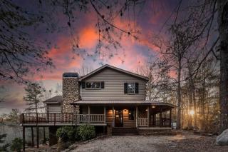 Gorgeous 6BR Cabin w/Spa, Firepit, Arcade& Mountain View - Mineral Bluff - 9