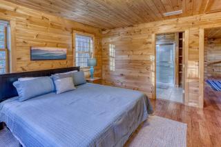 Gorgeous 6BR Cabin w/Spa, Firepit, Arcade& Mountain View - Mineral Bluff - 1