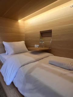 Sleep Studio Hotel City Center Surabaya - Tembok - 6