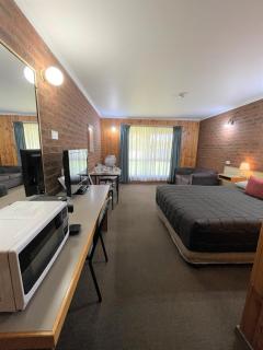 Country Roads Motor Inn - Narrandera - 5