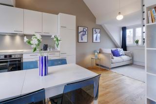 Homiestay City-Apartment, Balkon & Parkplatz - Würzburg - 4