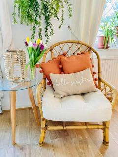The Barefoot Bungalow in Picturesque Prestatyn - 4