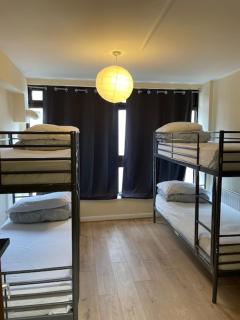 Kensal Green Backpackers 2 - London - 8