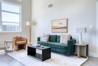 Redwood City 2BR w AC Gym WD nr Caltrain SFO-1110 - 0