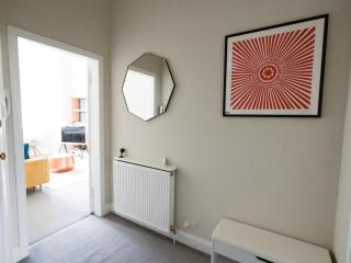 PER7-FM · Nice 1 Bed Ground Floor Flat, near Cessnock Subway - Glasgow - 4