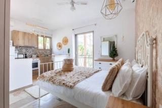 ANASTASIA LUXURY SUITES - Tolo - 3