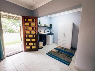 Midvaal Guesthouse - Meyerton - 6