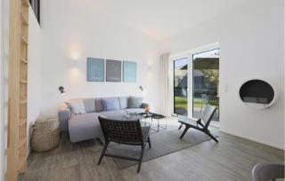 Beautiful Home In Lembruchdümmer See - 8