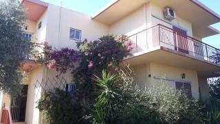 quiet home with sea view - 0