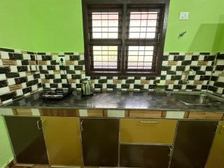 ISHRA SERVICE APARTMENTS - Dharmastala - 7
