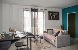 Stunning Apartment In Lantic With Wifi - Lantic - 0