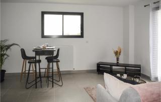 Stunning Apartment In Lantic With Wifi - Lantic - 3