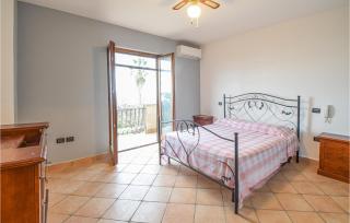 7 Bedroom Stunning Home In Caiazzo - 9