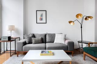Midtown 1BR w Doorman Gym nr Theater District NYC-595 - 9